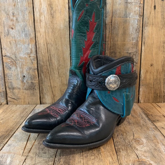 Us 7 custom Boho Boots. Patent pending.